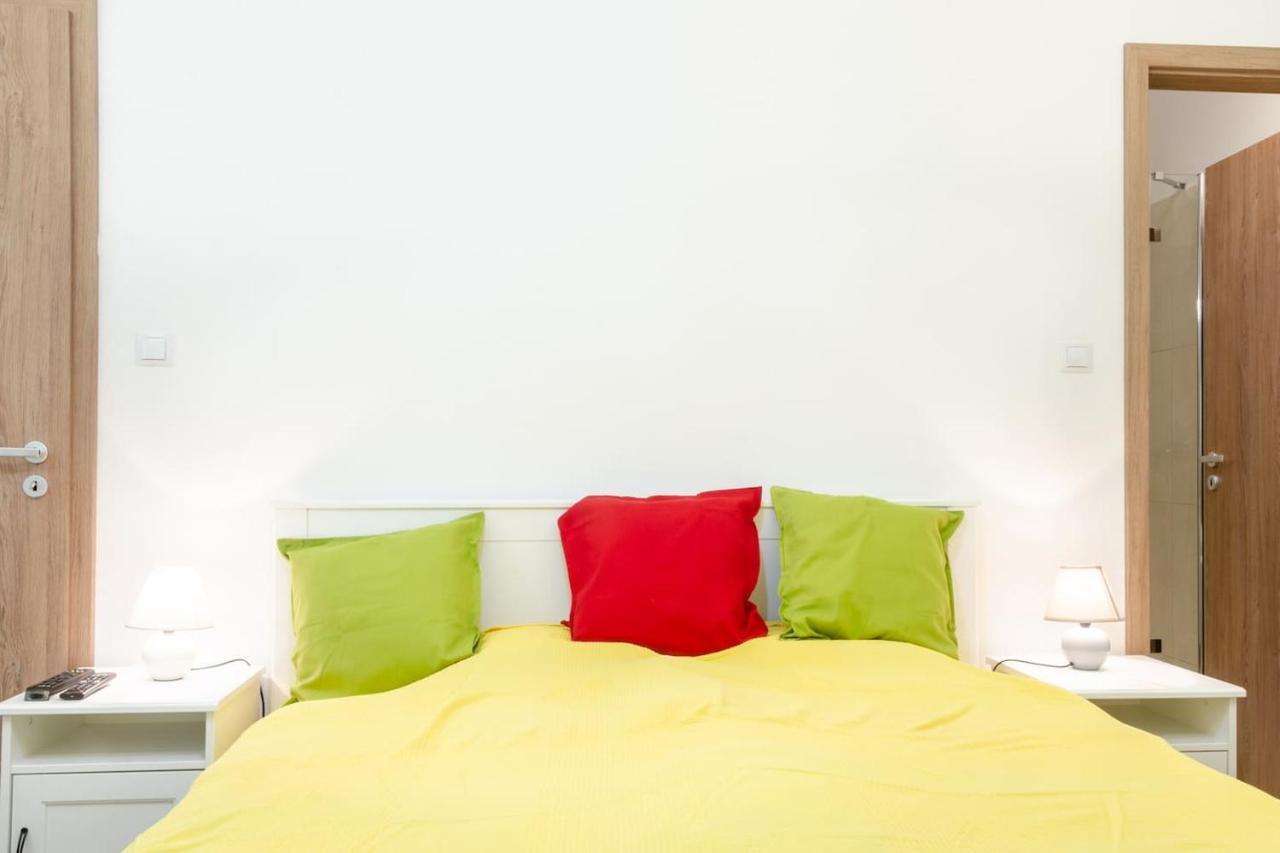 3 En Suit Bedroom Flat In The Main Centre For 6Ppl, 3Bdr,3Bthr,Ac Budapest Exterior photo